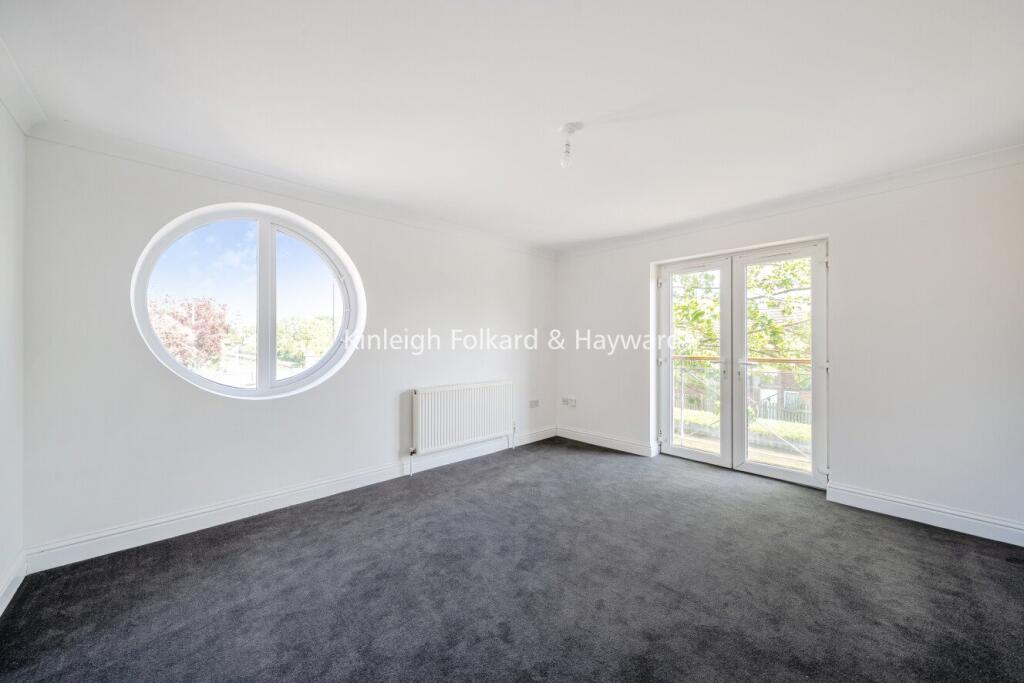 Main image of property: Barrowell Green, London, N21