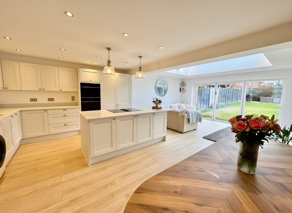 9, Summerfield Close, Wokingham, Berkshire photo 3