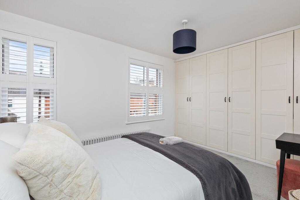 Billingshurst Road, Broadbridge Heath, RH12 - View 5