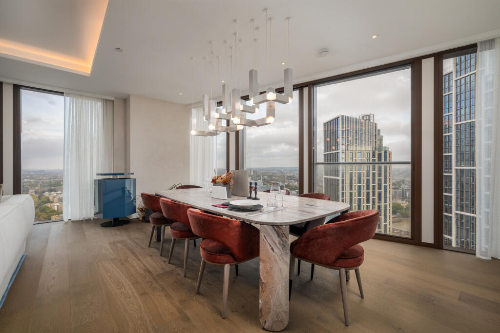 Apartment in London - View 2