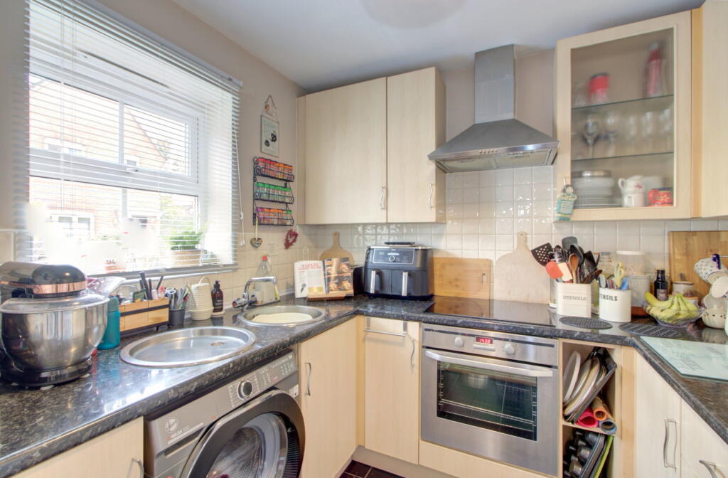 Apartment in Swindon - View 4