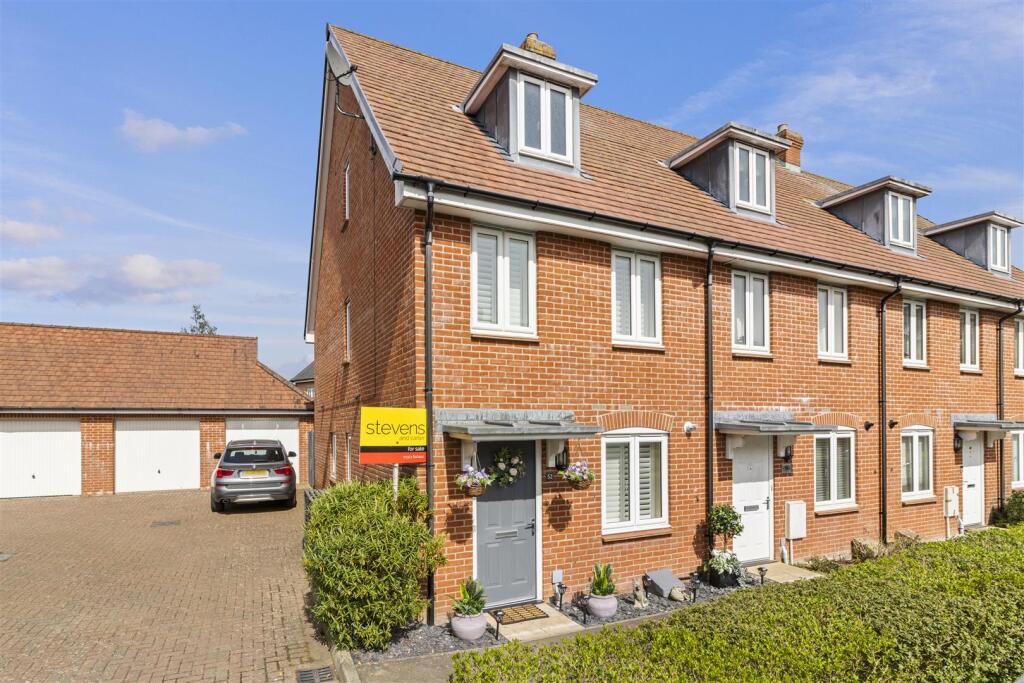 Main image of property: Hedley Way, Hailsham