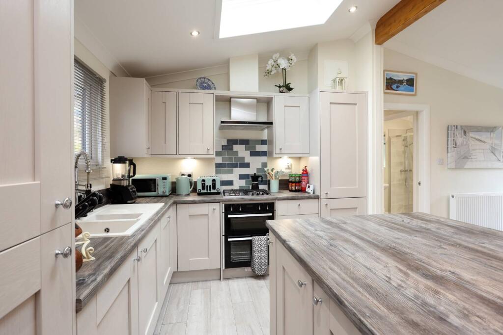 House in Falkirk, Perth and Kinross - View 3