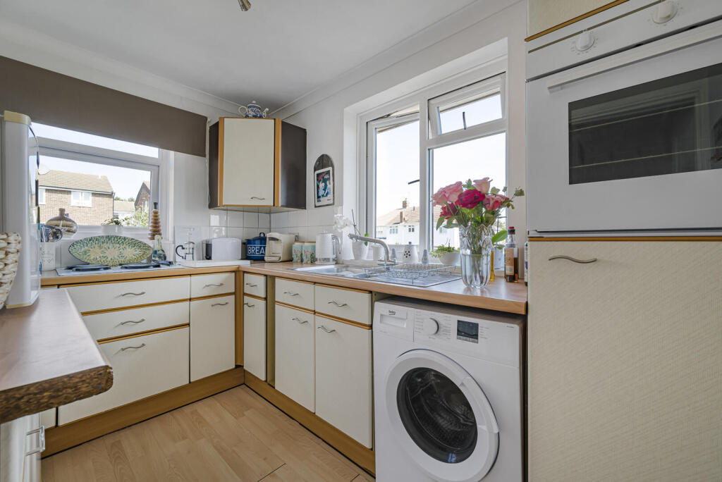 Apartment in London - View 3