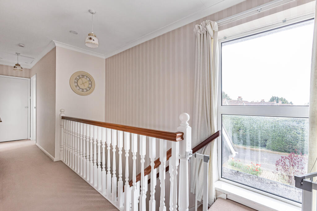Additional image 17 of Collens Road, Harpenden, AL5