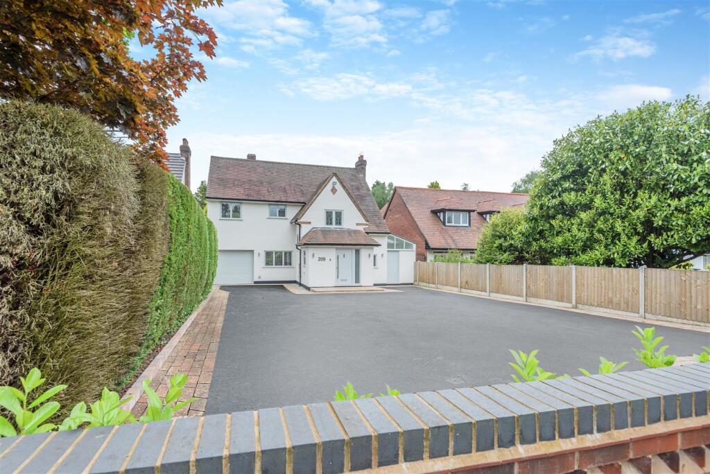 Main image of property: Walsall Road, Sutton Coldfield