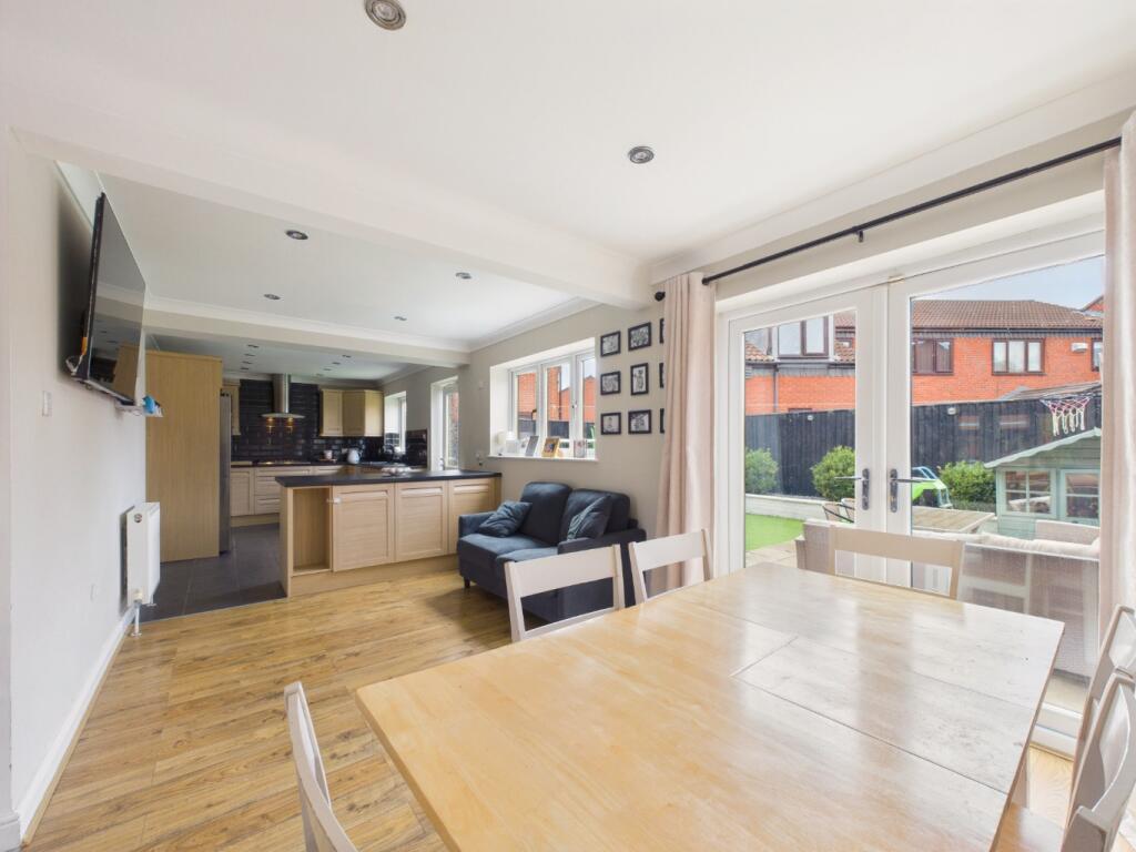 House in Burstwick, East Riding of Yorkshire - View 4