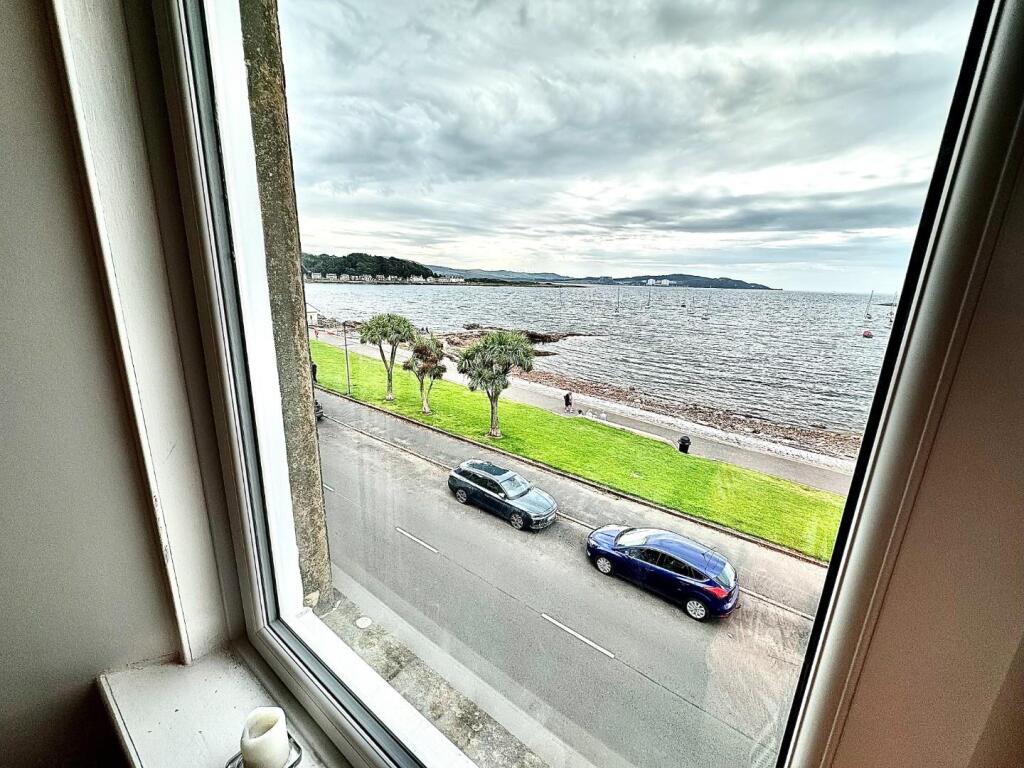 Apartment in Kilmarnock - View 3