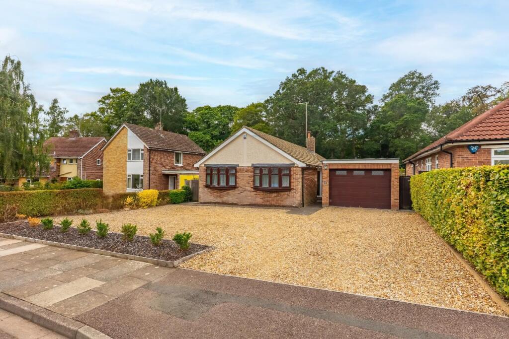 House in Luton - View 2