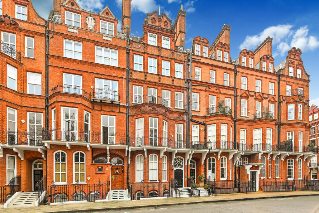 Main image of property: Cadogan Square, Knightsbridge, London, SW1X