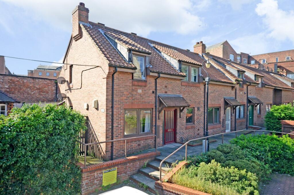 Main image of property: North Street, York, YO1