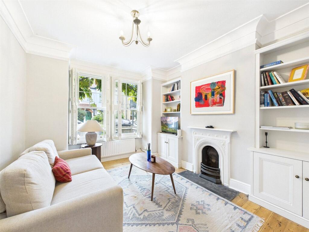 Apartment in London - View 2