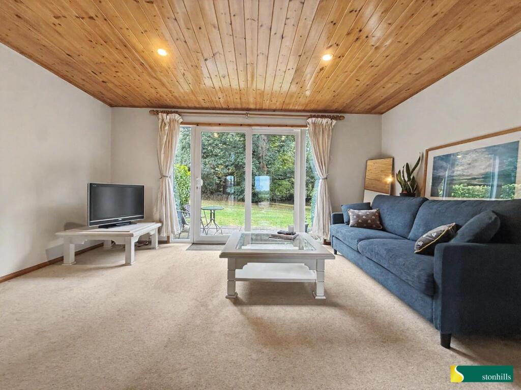 House in Overstone, Overstone Leys - More