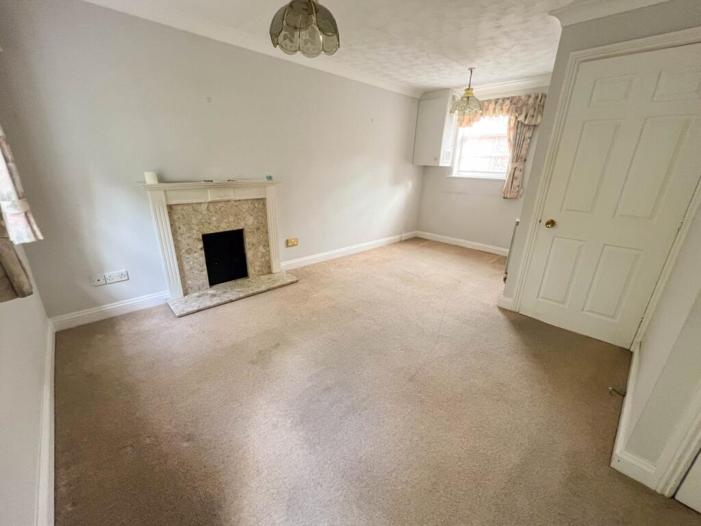Millstream Close, Wimborne, BH21 photo 2