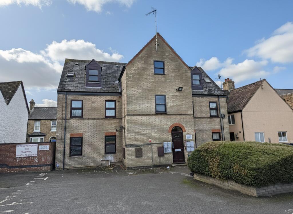 1-bed flat on Huntingdon Street, Cross House Huntingdon Street, PE19, £110,000