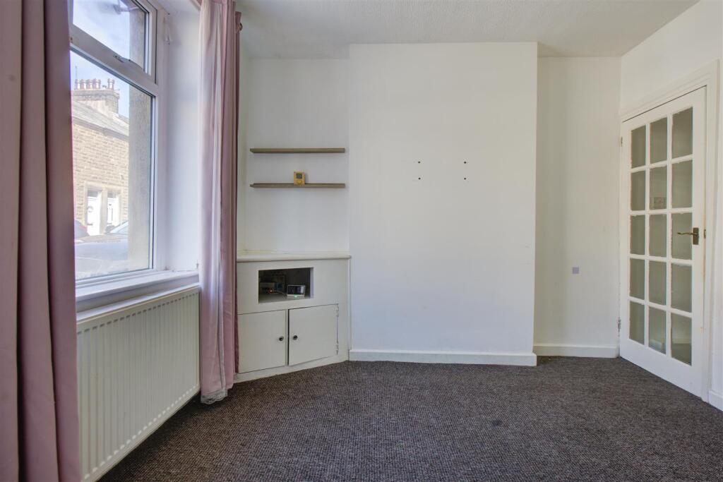 House in Lancaster, Bowerham - More