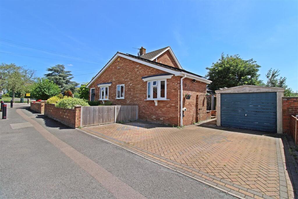Oak Crescent, Biggleswade photo 4