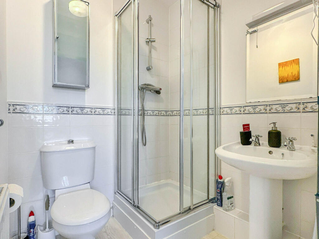Apartment in Reading - More
