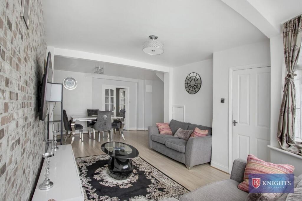 Galliard Road, Edmonton, London, N9 photo 3
