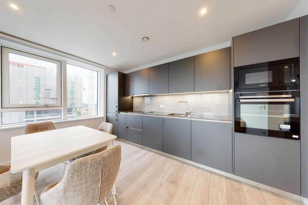 Main image of property: Park Central East