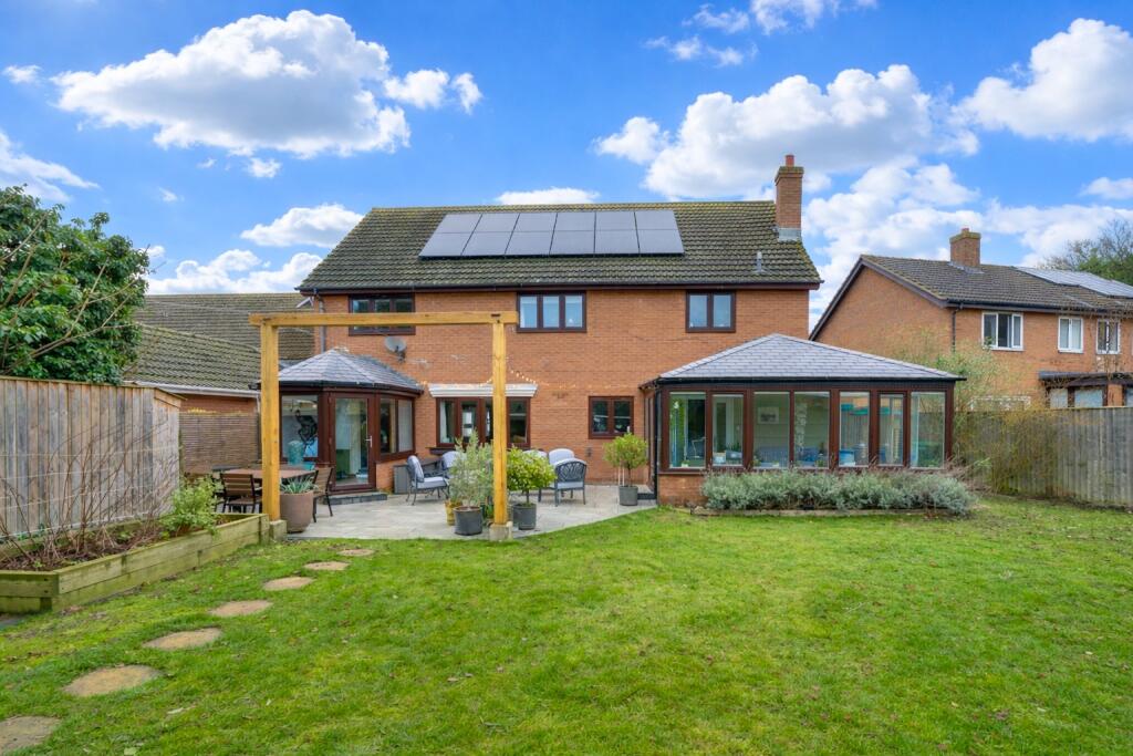 Elsworth Close, St. Ives, Cambridgeshire, PE27 photo 4