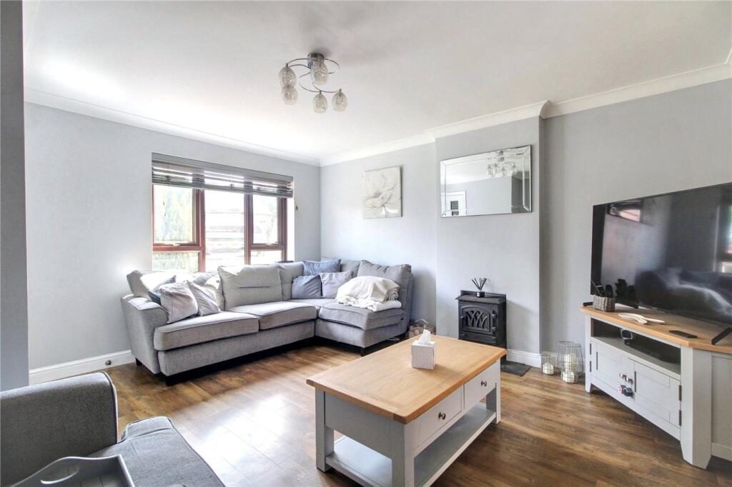 Gunton Road, Loddon, Norwich, Norfolk, NR14 photo 3