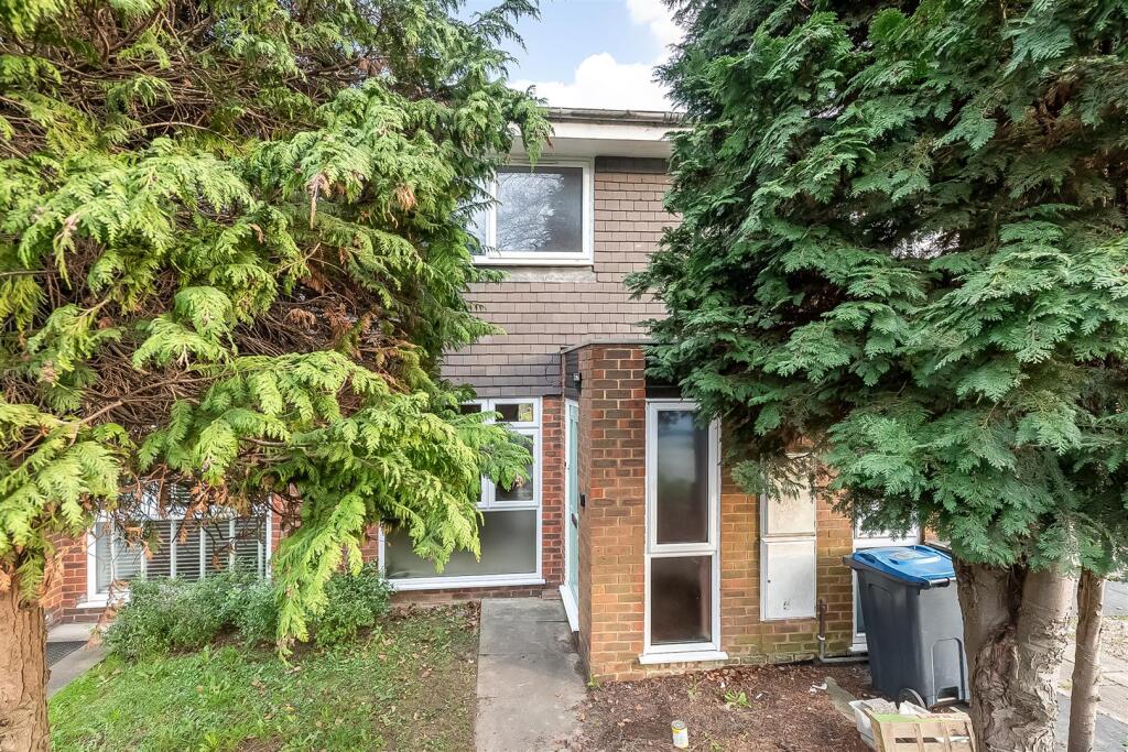 Main image of property: Pampisford Road, Purley