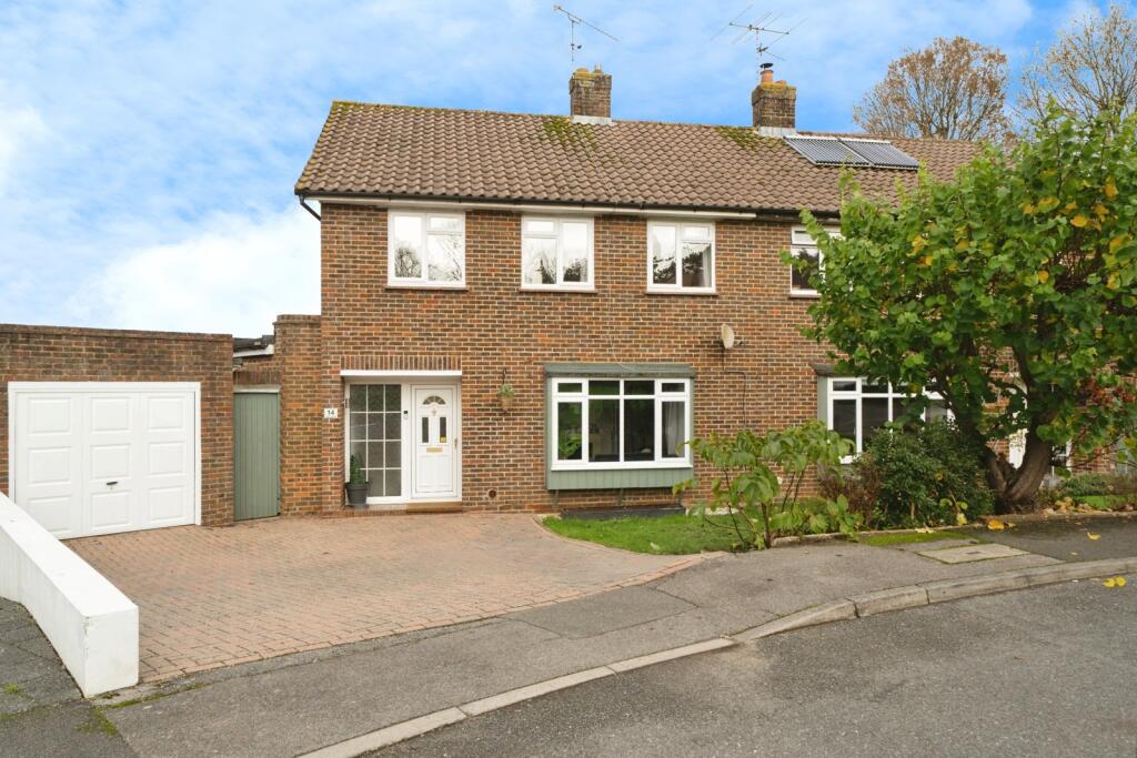 Main image of property: Yarm Close, Leatherhead, Surrey, KT22