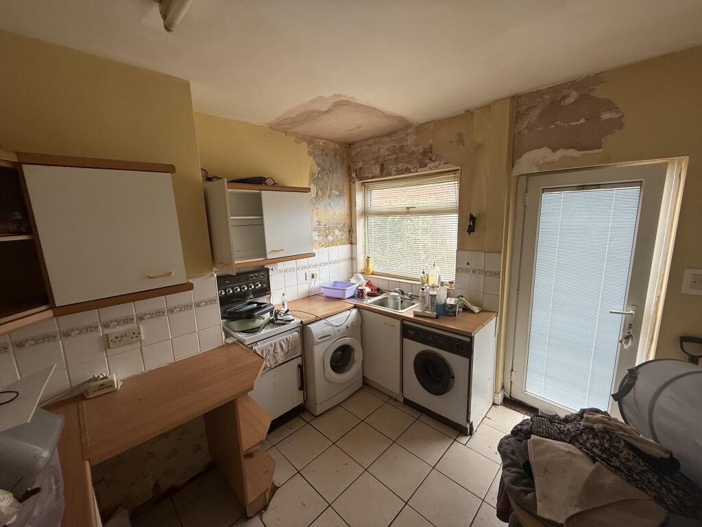 House in Nottingham - View 2