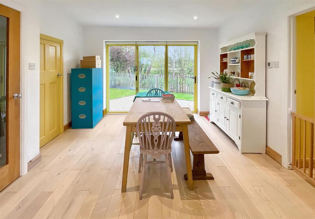 Central Cirencester - View 6