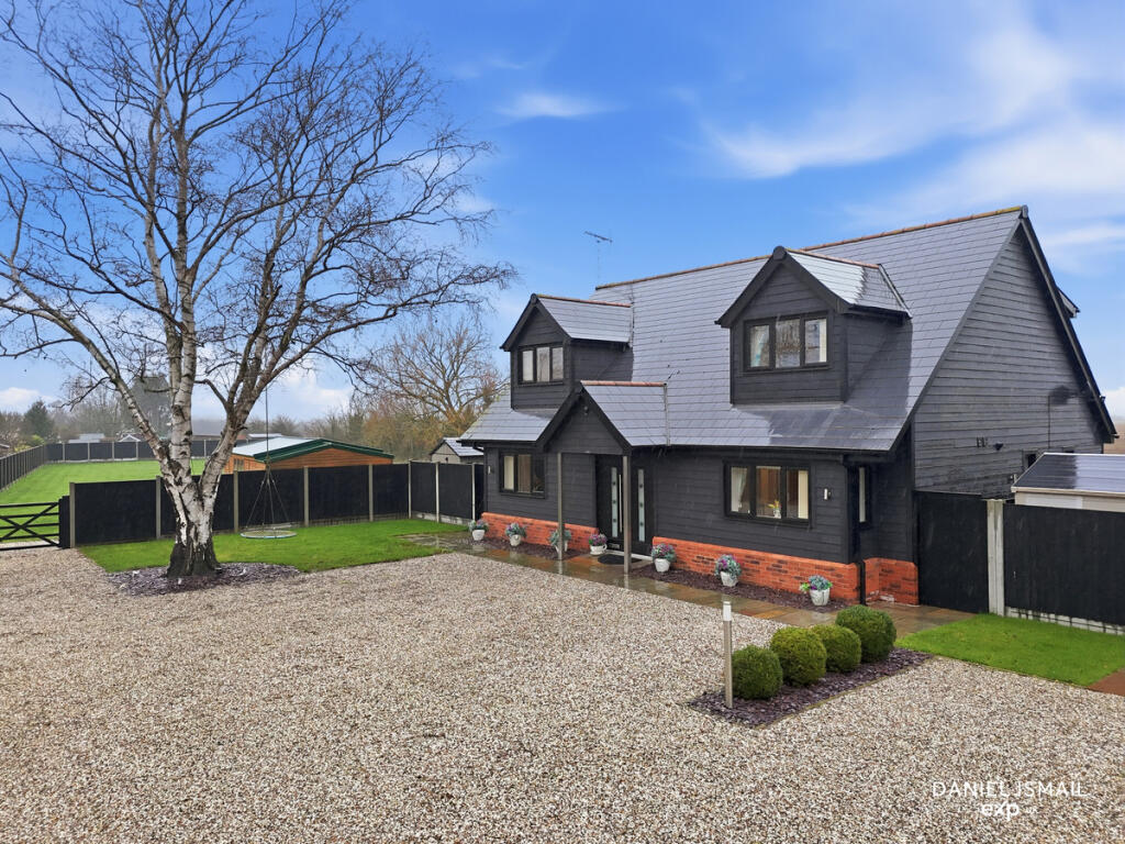 Main image of property: Little Wakering Road, Little Wakering, SS3 0
