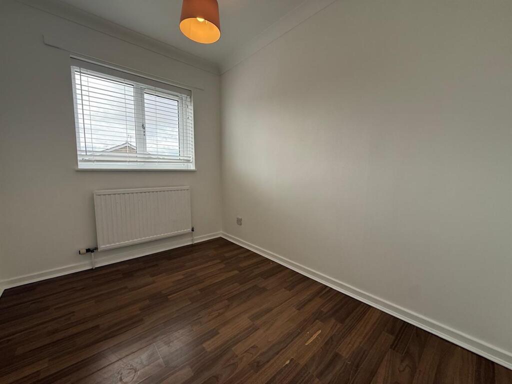 Main image of property: Broadley Close, Hull