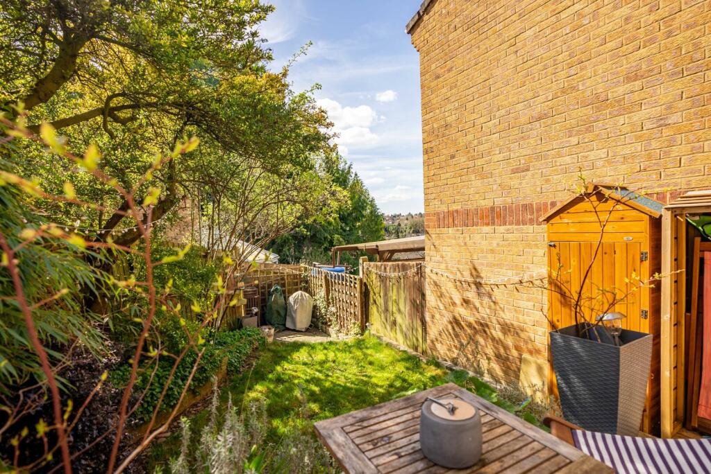 Additional image 10 of Barley Rise, Northfield Road, Harpenden, Hertfordshire, AL5