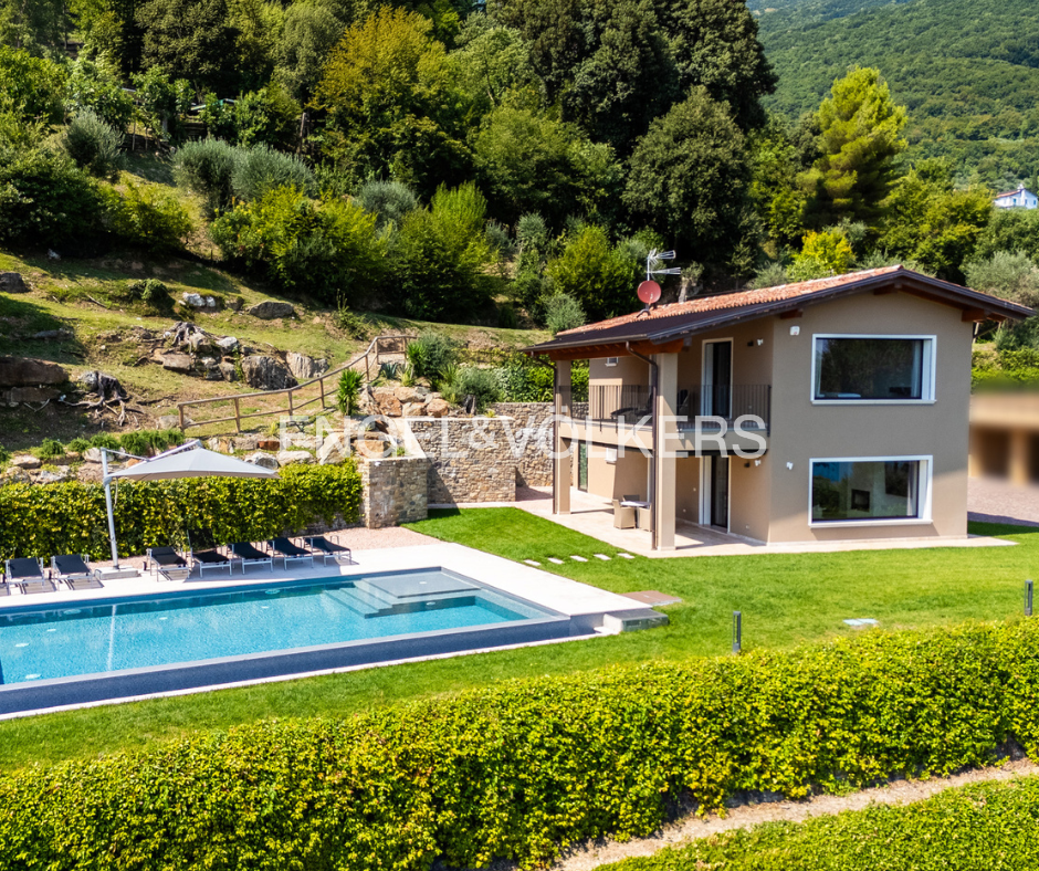 Main image of property: Gardone Riviera, Brescia, Lombardy