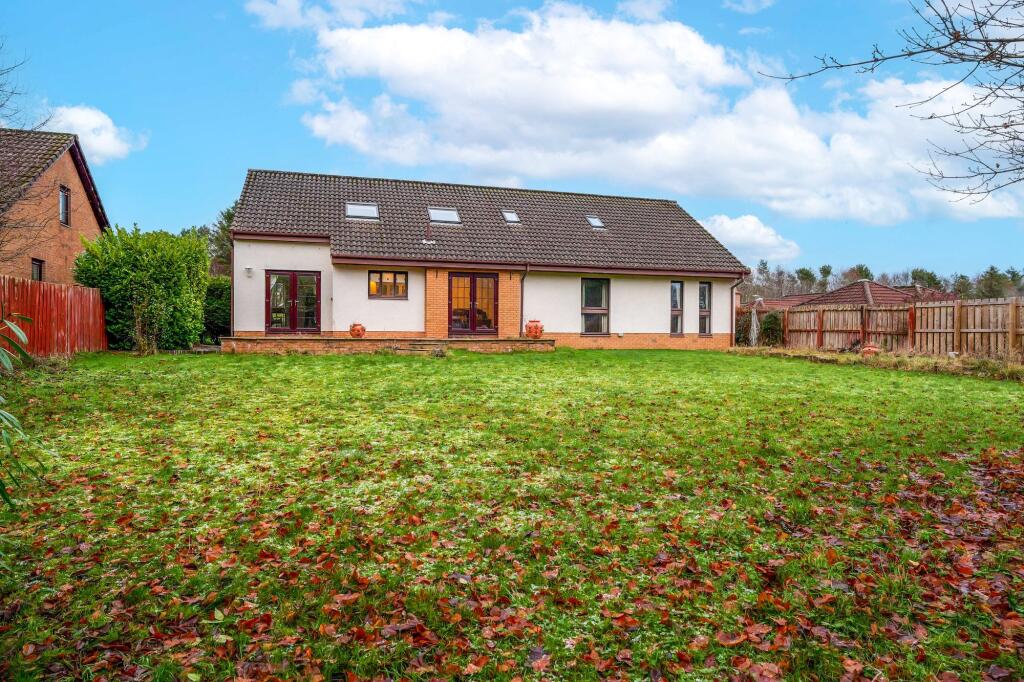5-bed detached on Highfield, Livingston, EH54, £560,000