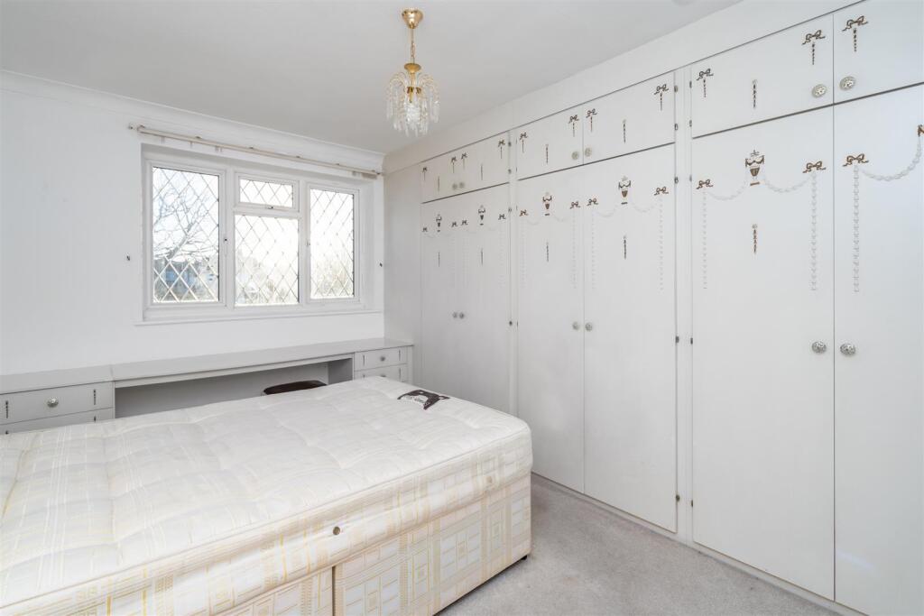 Additional image 10 of Ufton Close, Shirley