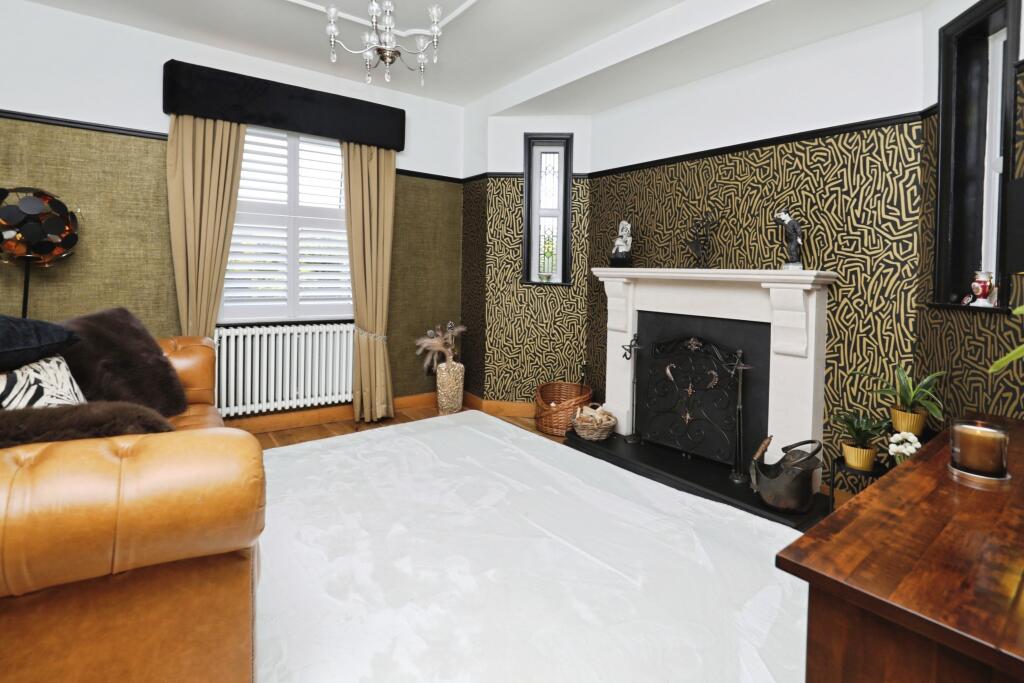 House in Knowsley, Halewood - More