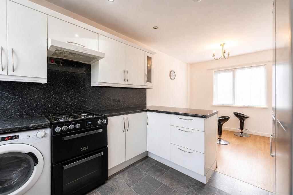5 bedroom house for rent