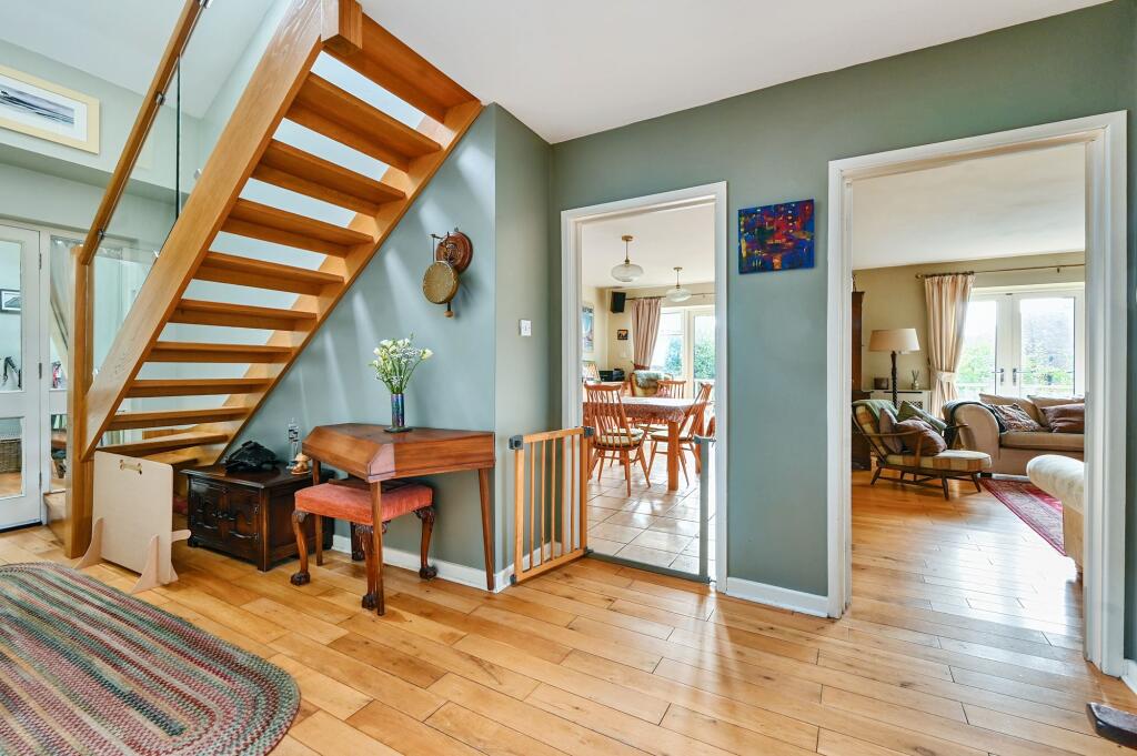 House in Tonbridge - View 5