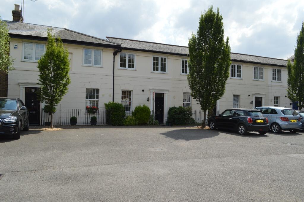 Main image of property: Arbour Lane, Springfield, Chelmsford, Essex, CM1