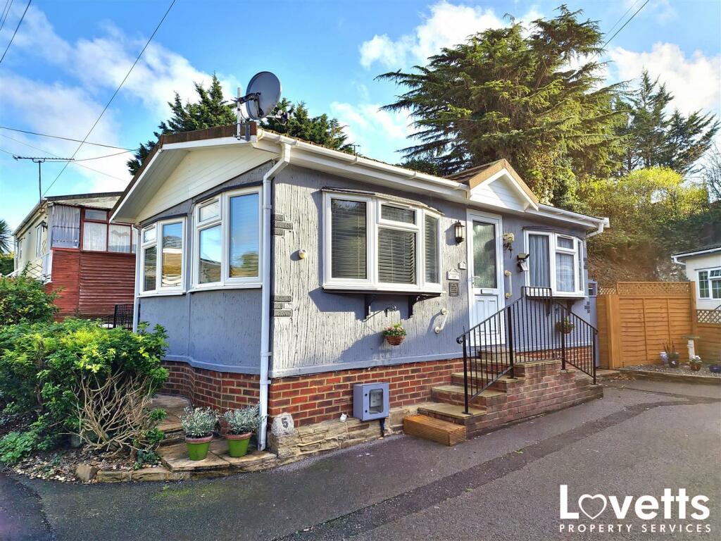 Main image of property: Smugglers Leap, Mount Pleasant, Minster