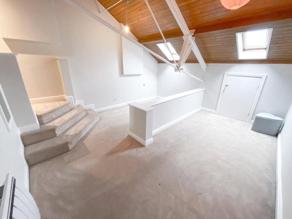 Apartment in Liverpool - View 3