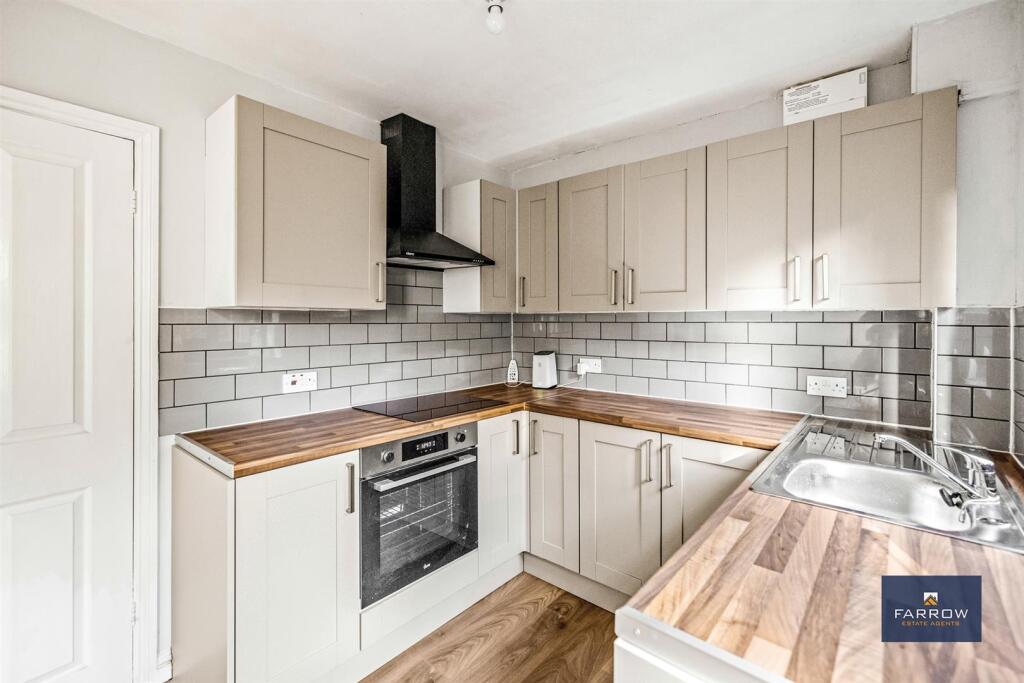House in Doncaster - View 3