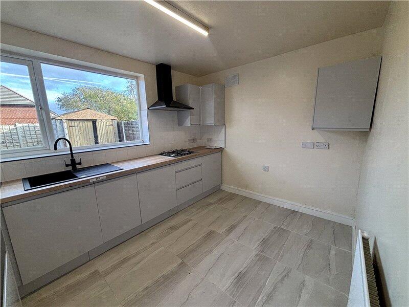 Gladeside Road, Manchester, Greater Manchester, M22 photo 4