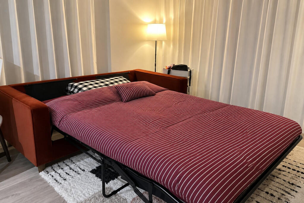 Apartment in London - View 5