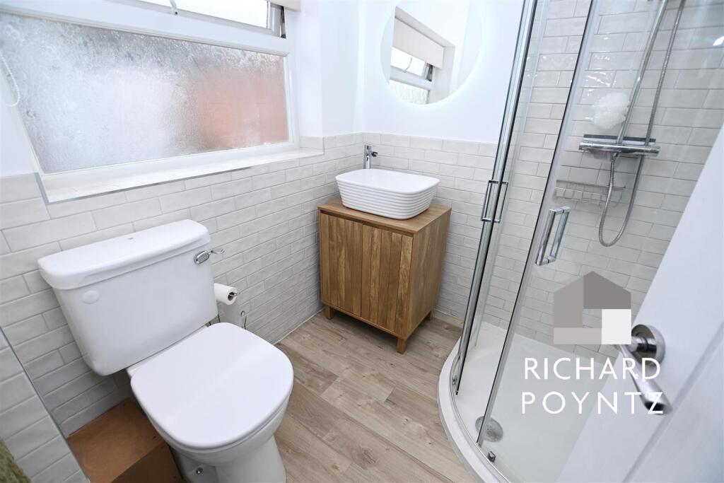 House in Southend-on-Sea - View 5