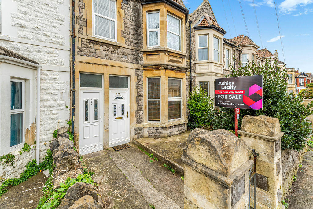 Main image of property: Moorland Road, South Ward - ROOMY GARDEN FLAT