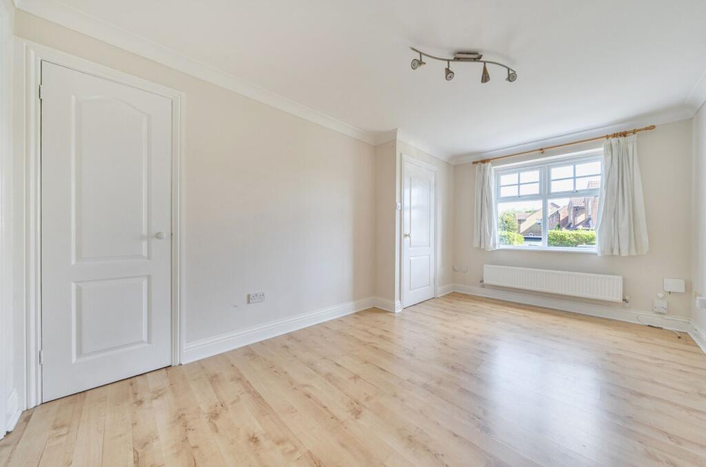 House in Portsmouth - View 4