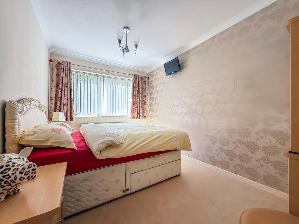 Lancaster Lodge, Lancaster Road, Birkdale, PR8 2LE photo 4