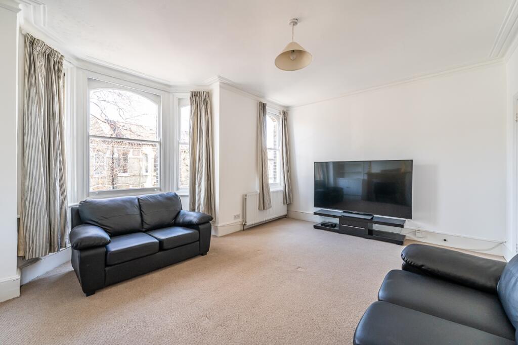 Apartment in London - View 4
